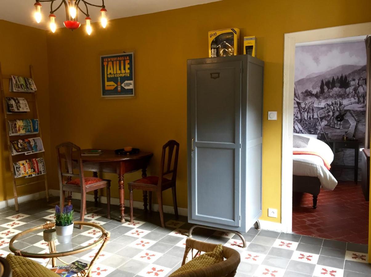 Mas De La Pauze Bed & Breakfast Reilhanette Екстериор снимка