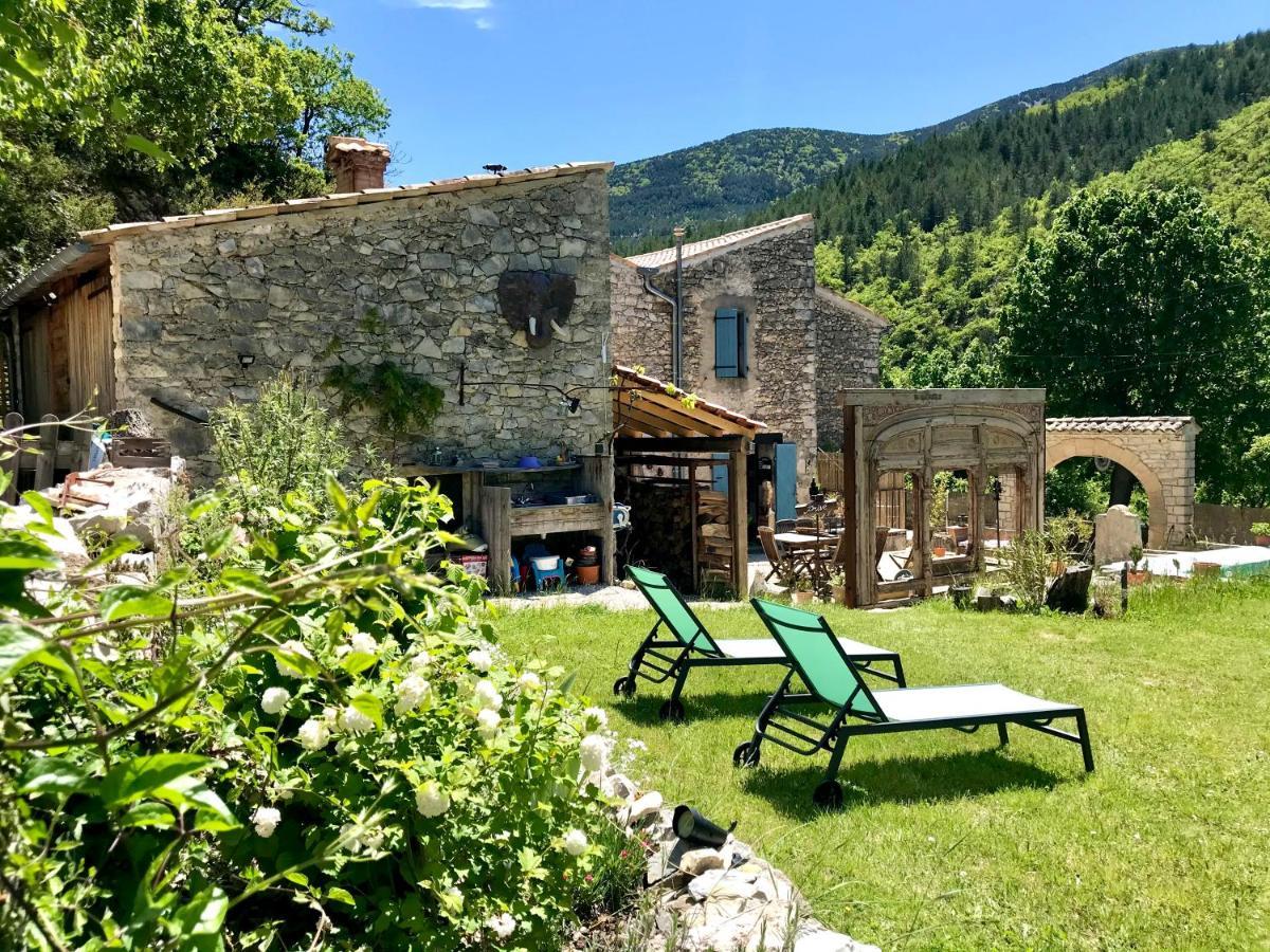 Mas De La Pauze Bed & Breakfast Reilhanette Екстериор снимка