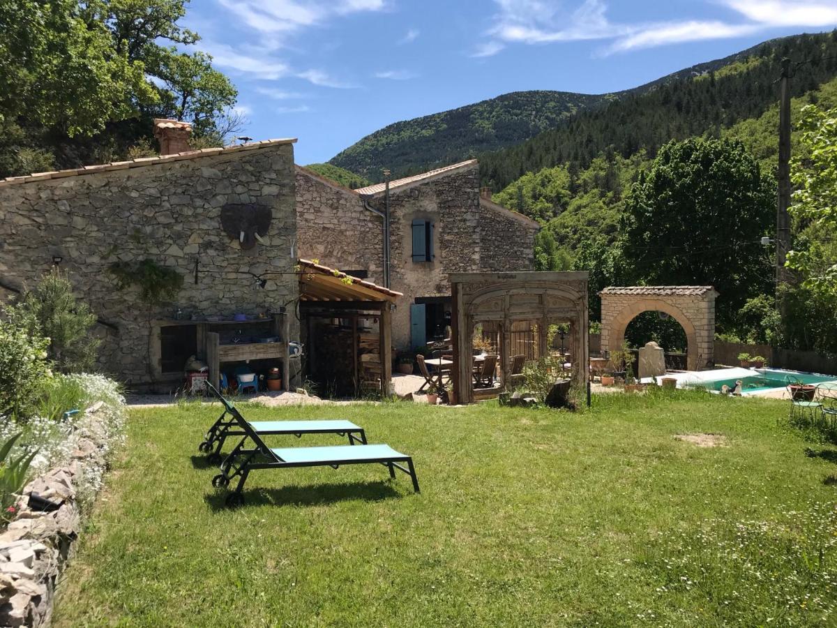 Mas De La Pauze Bed & Breakfast Reilhanette Екстериор снимка